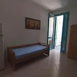 Guest house & La -