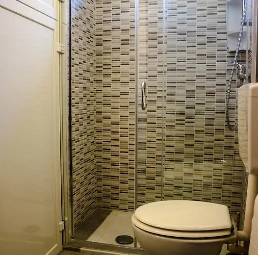 & La - Guest house 3*